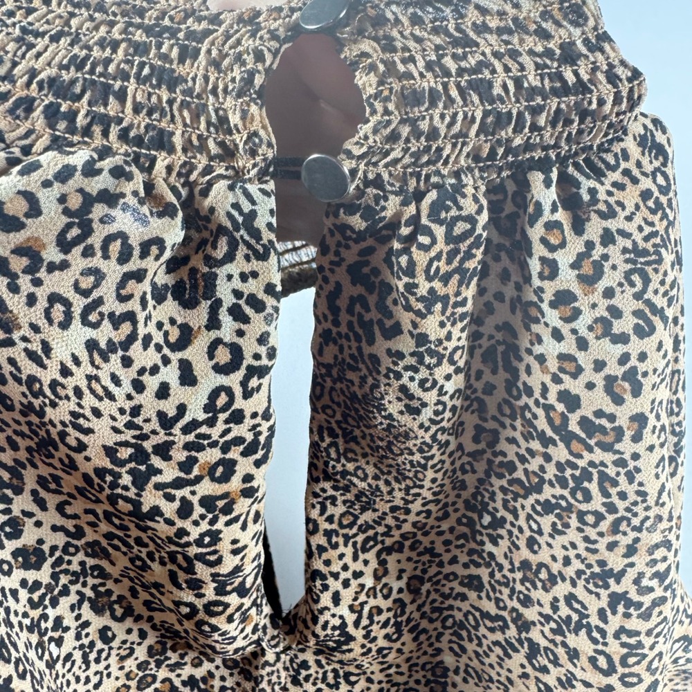 1.STATE Leopard Print Smocked High Neck Flutter Sleeve Blouse Plus Size 1X Brown - Picture 7 of 9